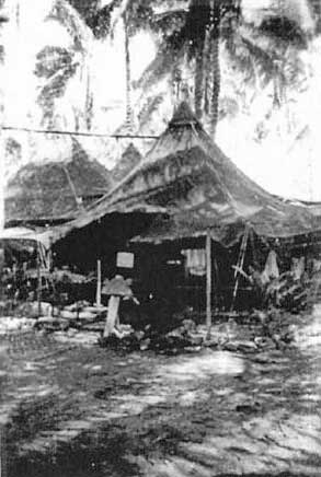 4-man tent, Namur island, Kwajalein Atoll, RMI - WWII